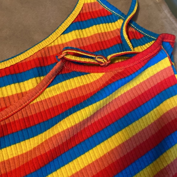 Great conditioned multicoloured summer romper. - Picture 3 of 3